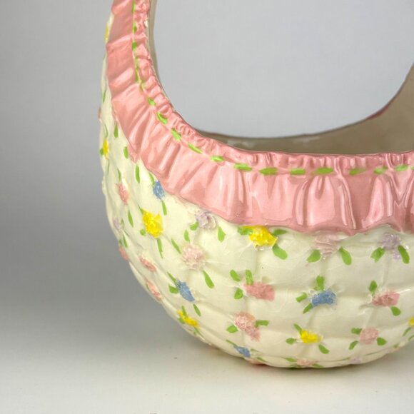 Ceramic Easter Basket with Pink Handle and Floral Design Vintage 1986 - Picture 4 of 9